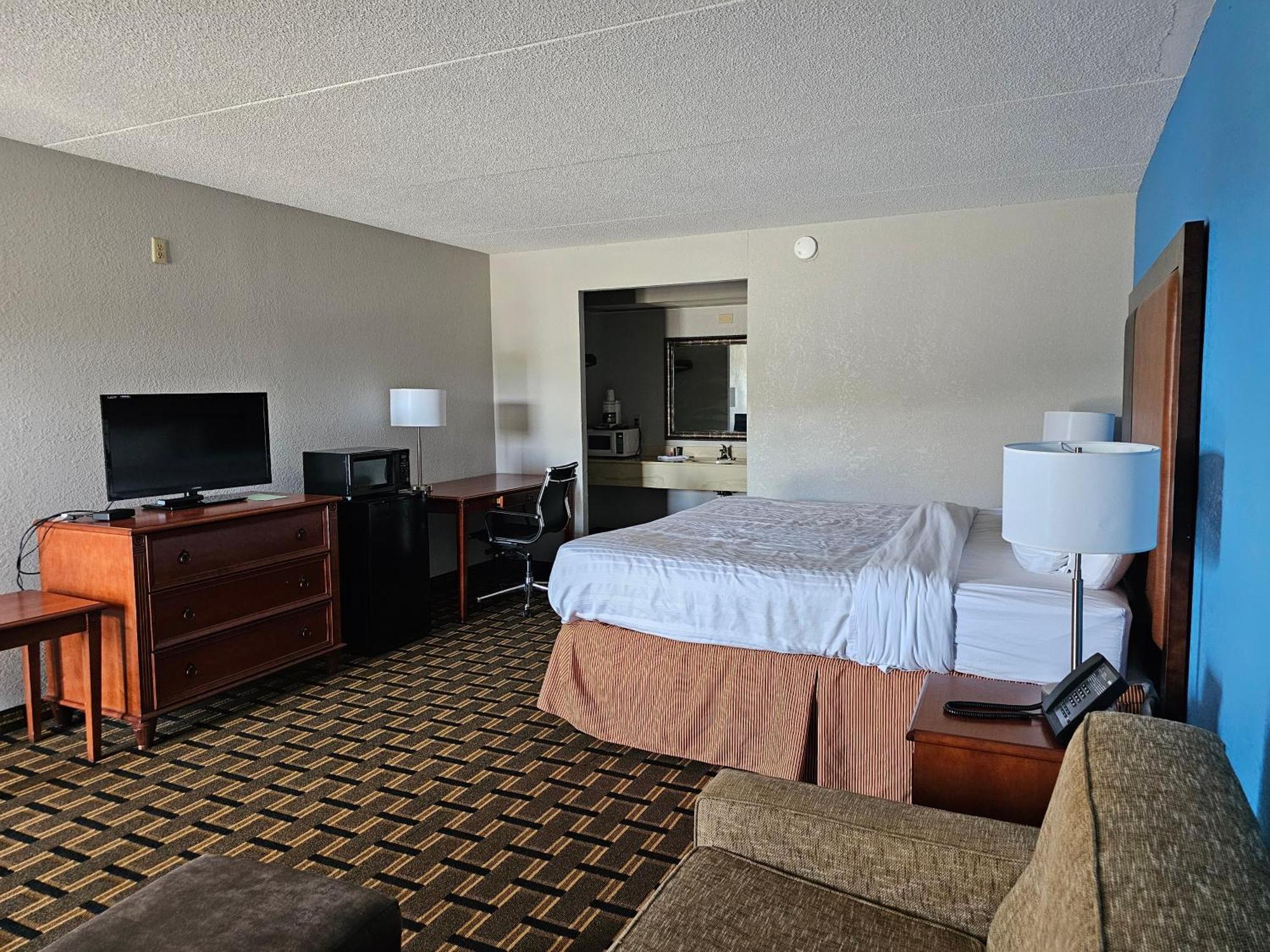 Relax Inn By Oyo Greeneville Near Hwy Us-321 エクステリア 写真